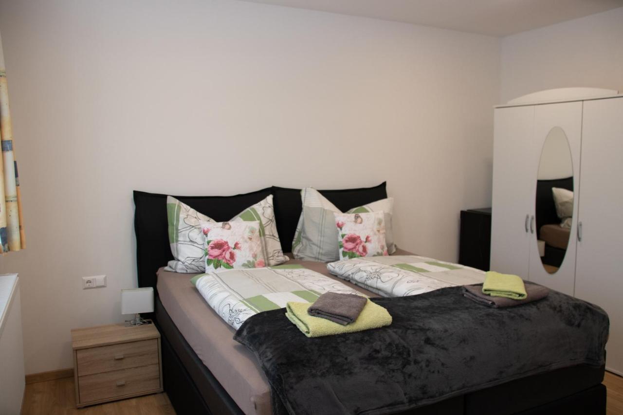 Die Schlafstube - Bed & Breakfast Zeltweg Extérieur photo