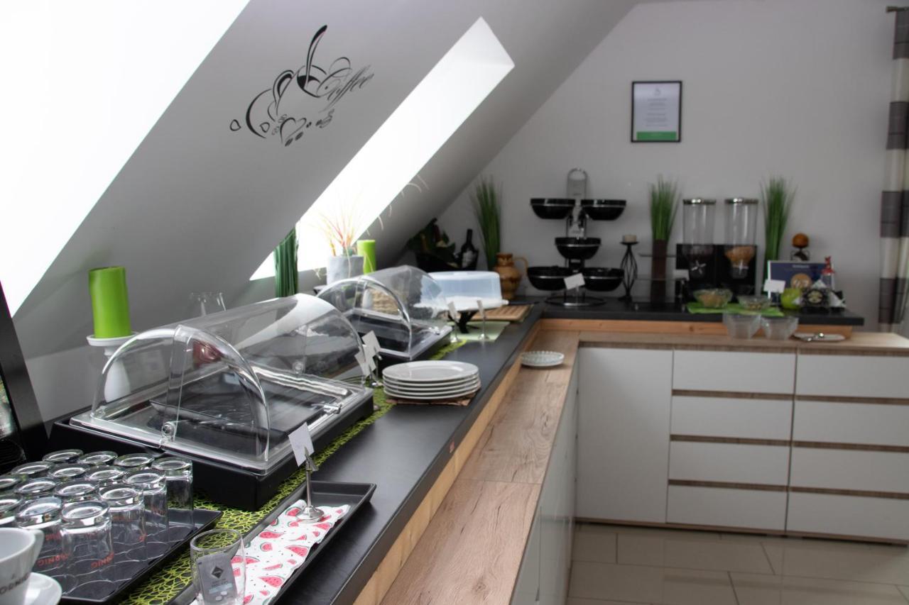 Die Schlafstube - Bed & Breakfast Zeltweg Extérieur photo