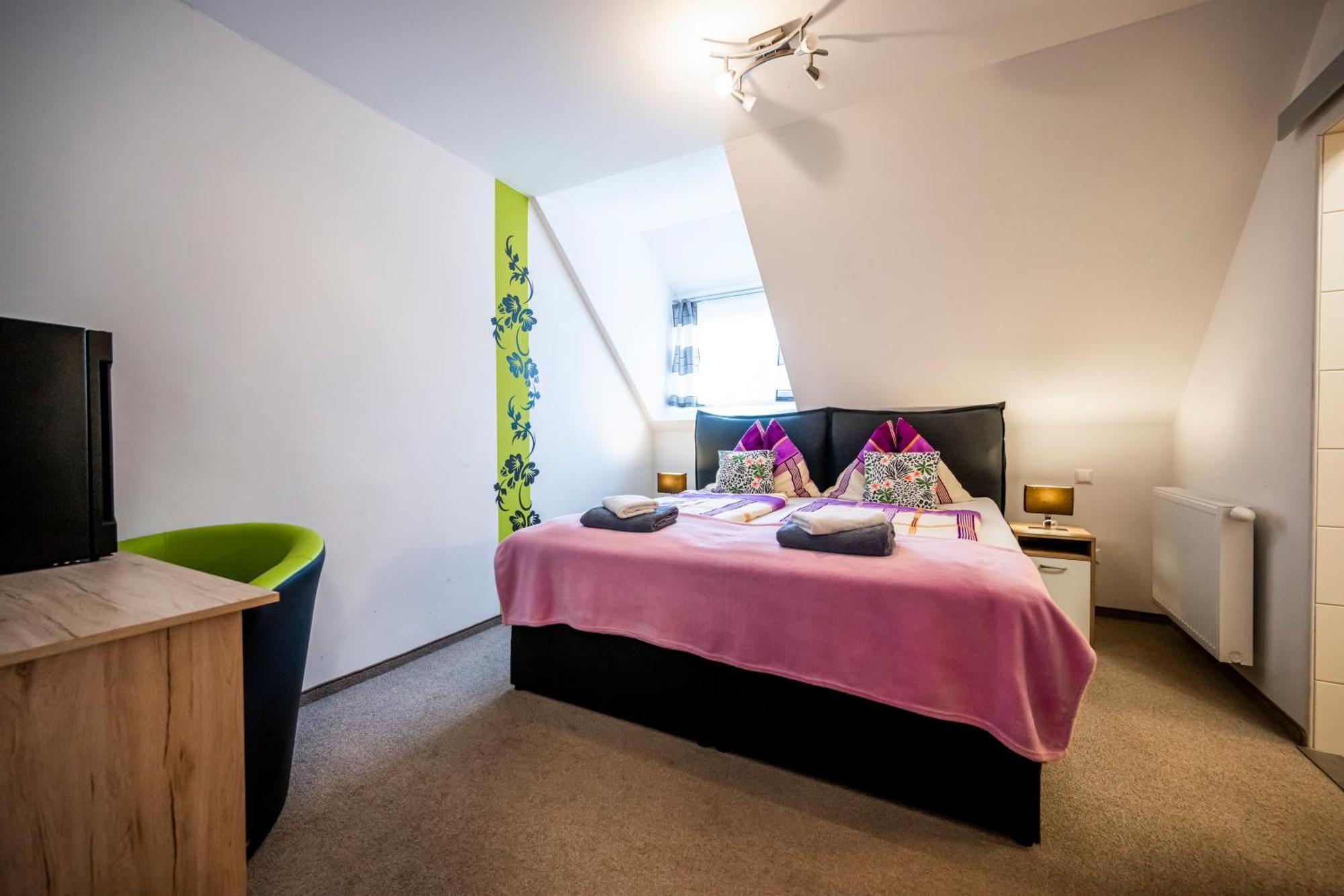 Die Schlafstube - Bed & Breakfast Zeltweg Extérieur photo