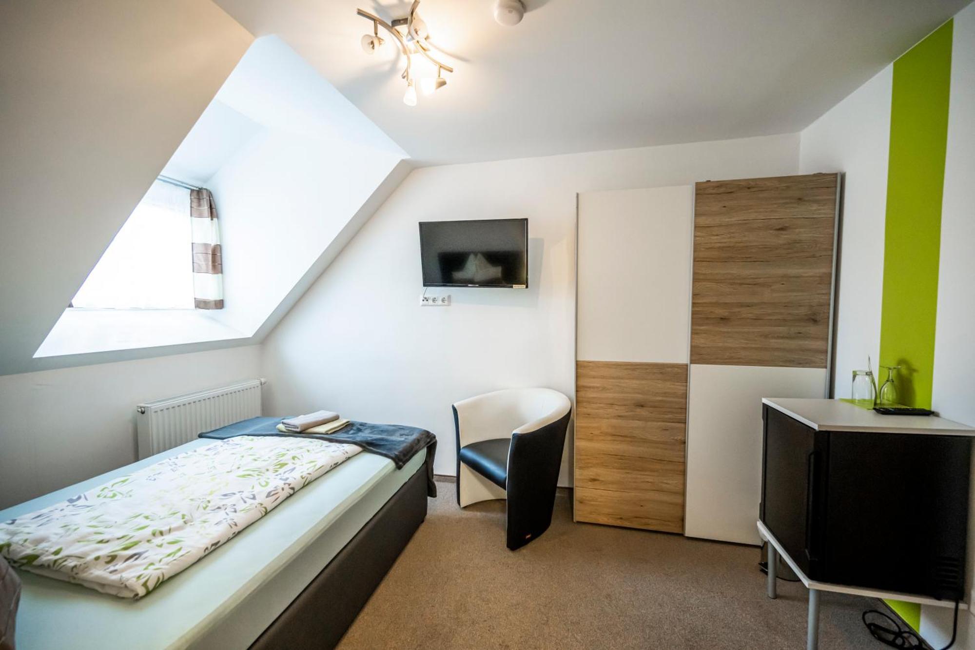 Die Schlafstube - Bed & Breakfast Zeltweg Extérieur photo