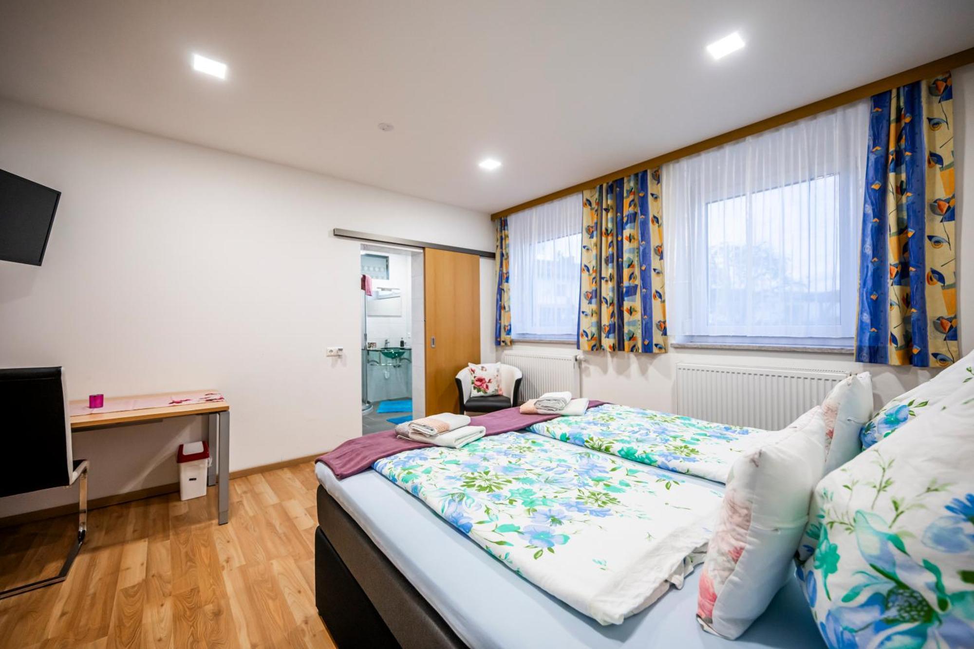 Die Schlafstube - Bed & Breakfast Zeltweg Extérieur photo