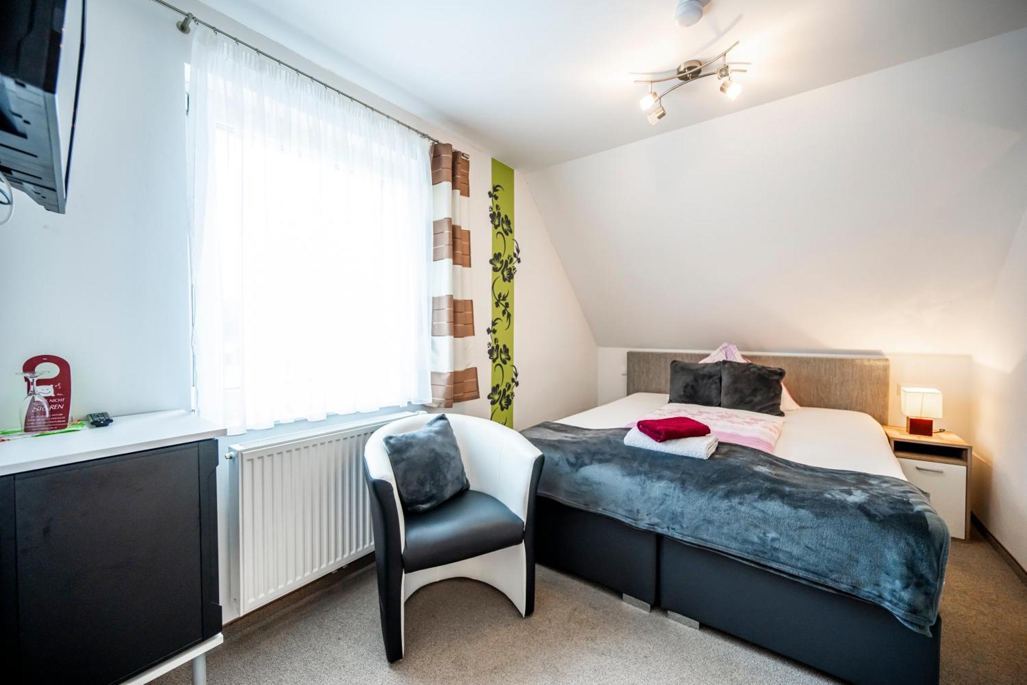 Die Schlafstube - Bed & Breakfast Zeltweg Extérieur photo