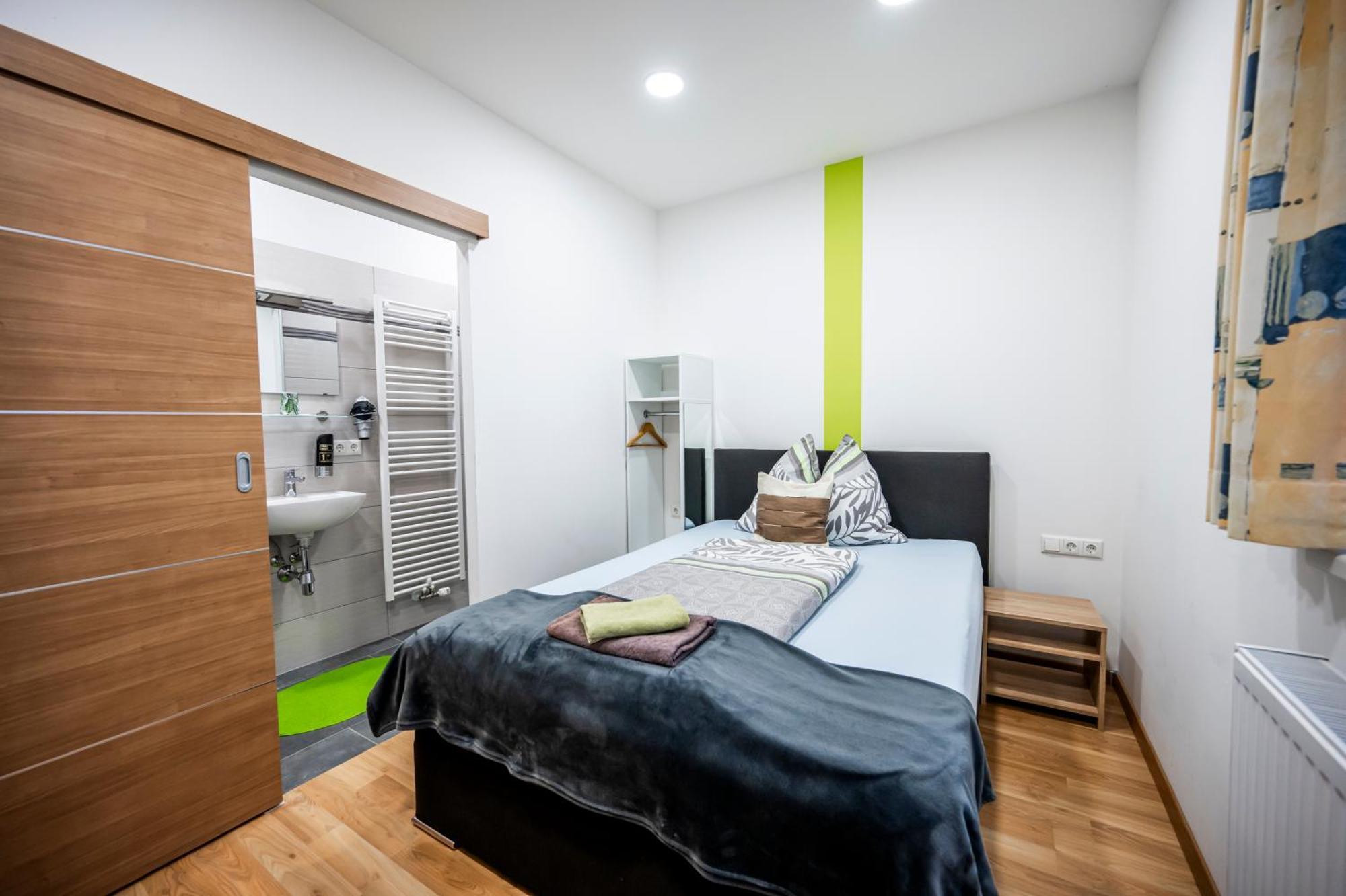 Die Schlafstube - Bed & Breakfast Zeltweg Extérieur photo